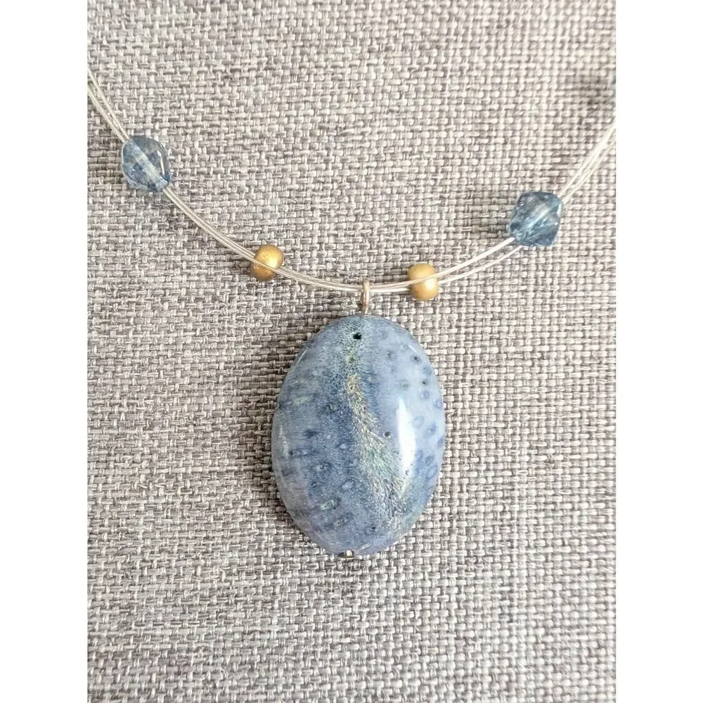Vintage 90s Art To Wear Glass Bead Blue Coral Pendant Memory Wire Boho Necklace